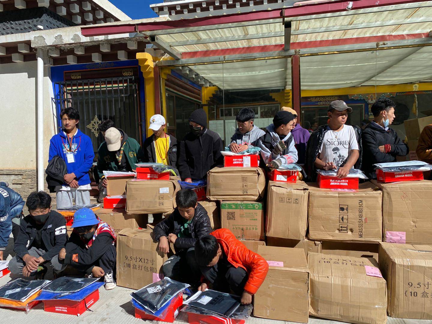 开云手机在线登陆入口-开云(中国)公益回顾丨家国同欢月同圆 温暖满载甘孜州(图7)